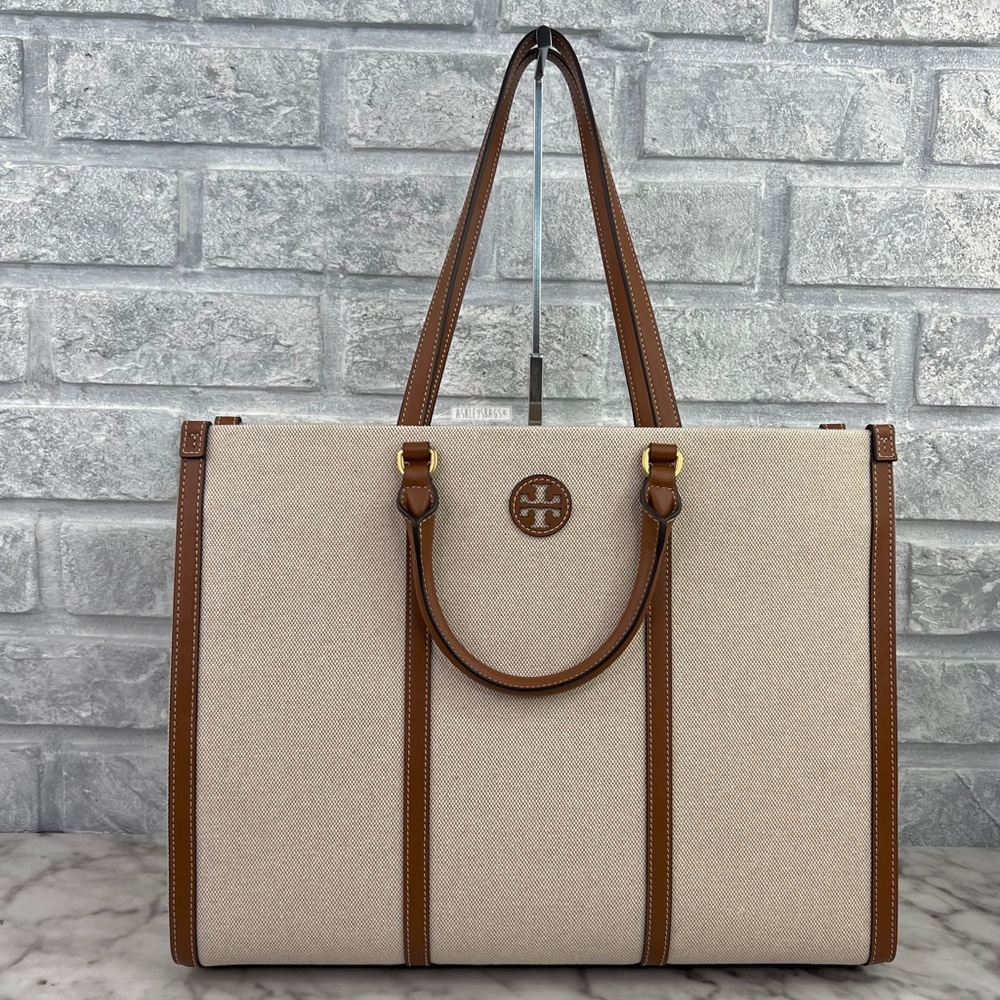 Tory Burch Blake Canvas Jumbo Tote In Natural Classic Cuoio